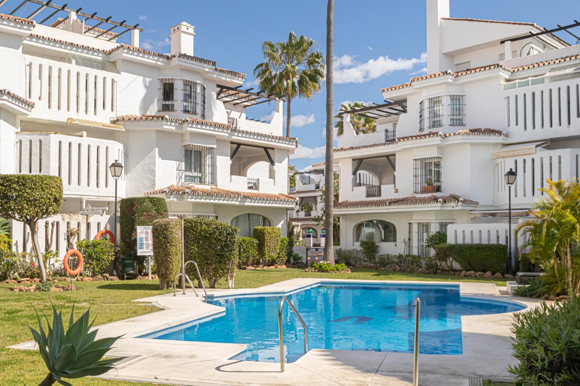 Apartment Naranjos De Luxury - Happy Marbella